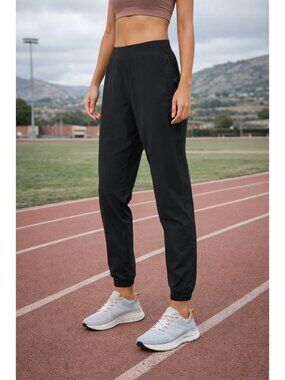 Lululemon size 6 Adapted State High-rise Jogger Black Zip Ankle Women's